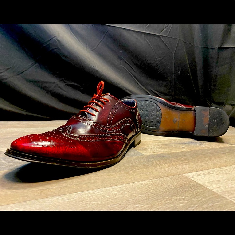 Superb JOSEPH ABBOUD Burgundy Leather Wingtip